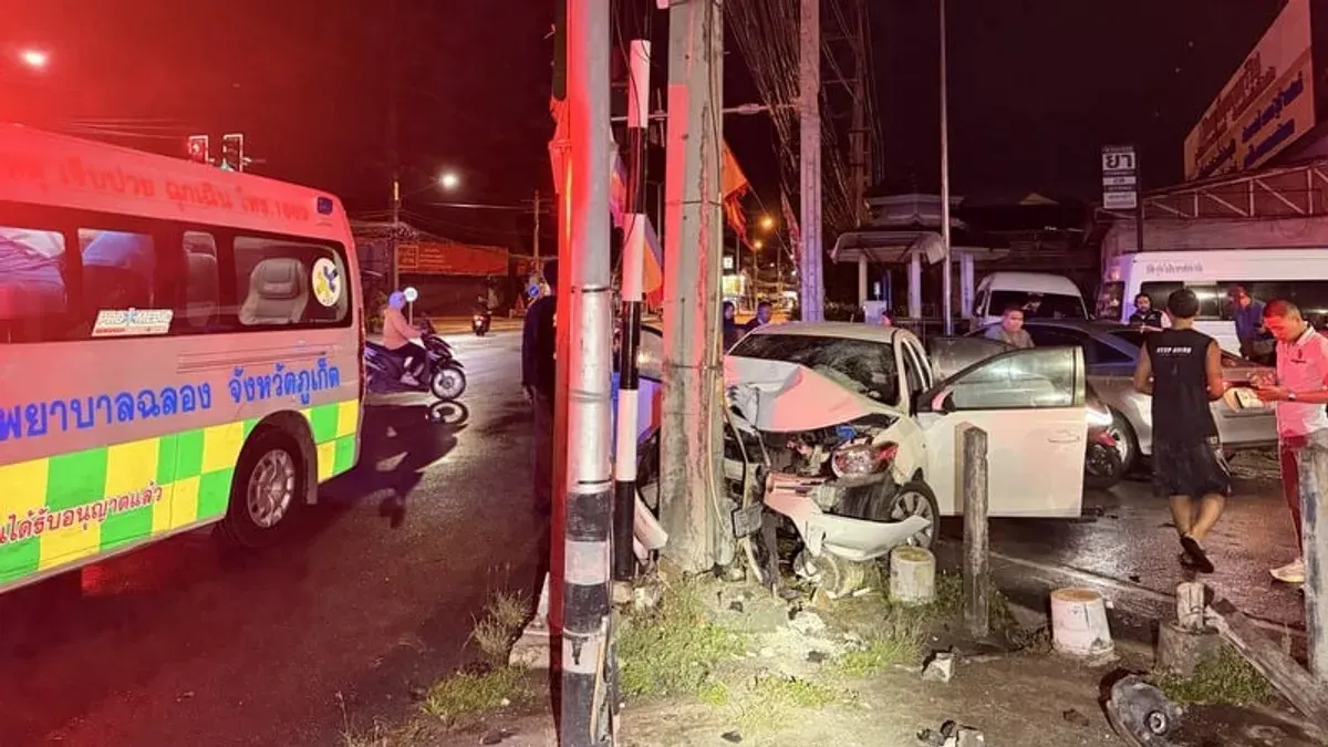 Teen Driver Dies in Chalong Power-Pole Crash