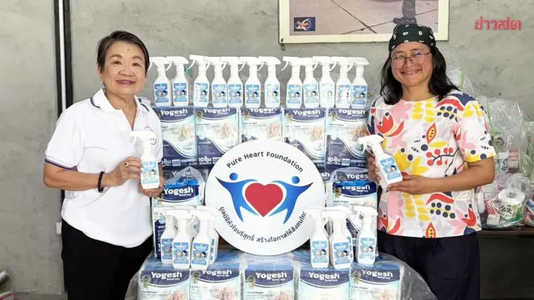 Thai Foundation Distributes Aid to Bangkok Flood Victims