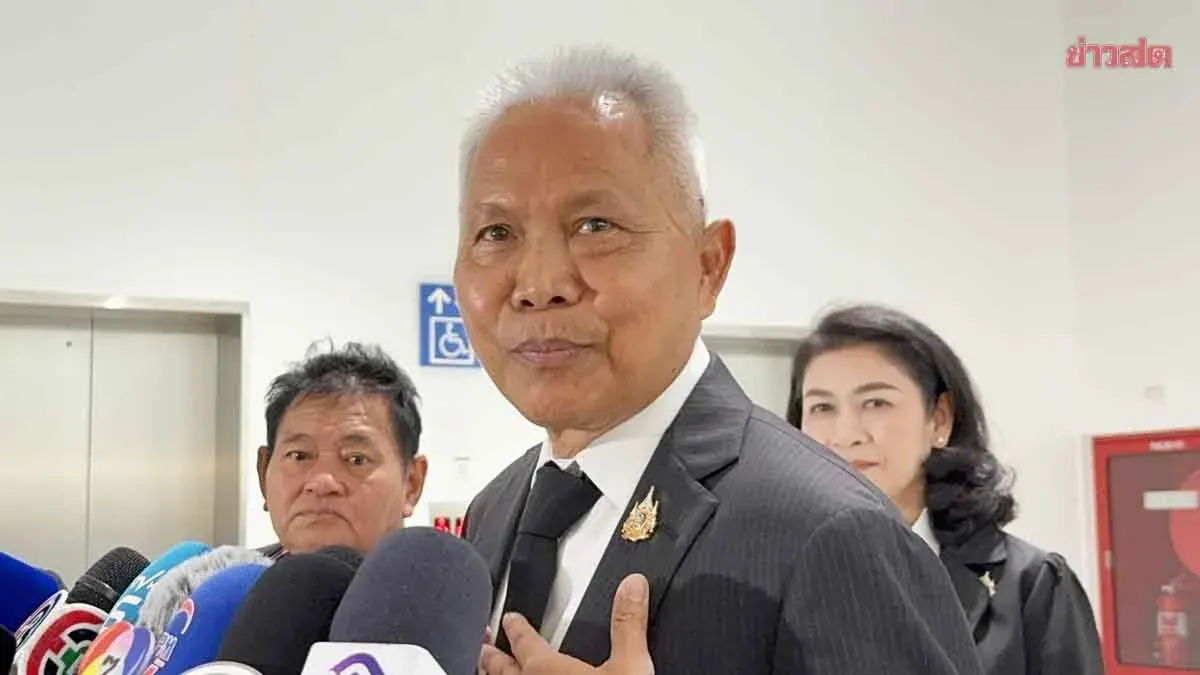 House Speaker Urges 'Doing Politics' Over 'Playing Politics'