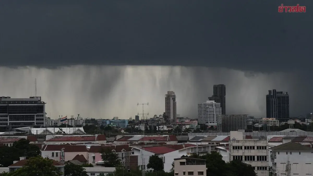 Thailand Warns of Heavy Rain, Strong Winds in 31 Provinces