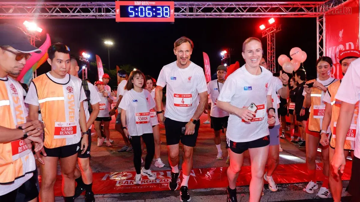 Liverpool Legends Hyypiä and Dowie Lead Bangkok Running Event