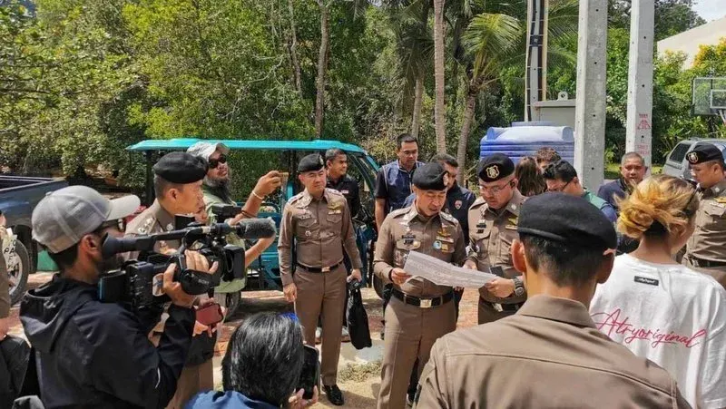Koh Phangan police blitz coincides with PM’s visit
