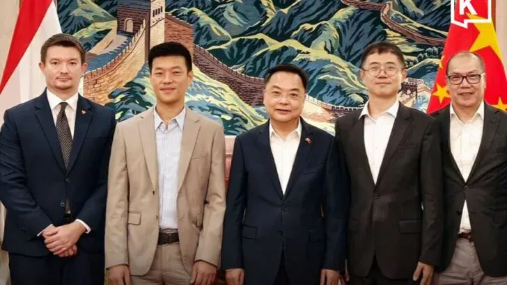 People's Party Submits Cross-Border Pollution Evidence to China