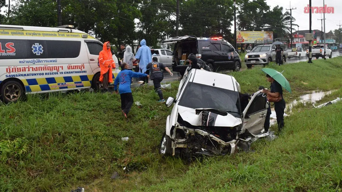 Pickup Truck Crashes in Heavy Rain, One Dead, 11 Injured