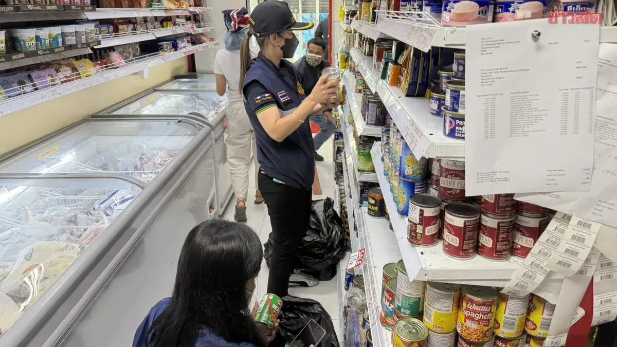 Customs Raids Illegal Food Warehouse, Seizes 15,000 Items Worth 3.5M Baht