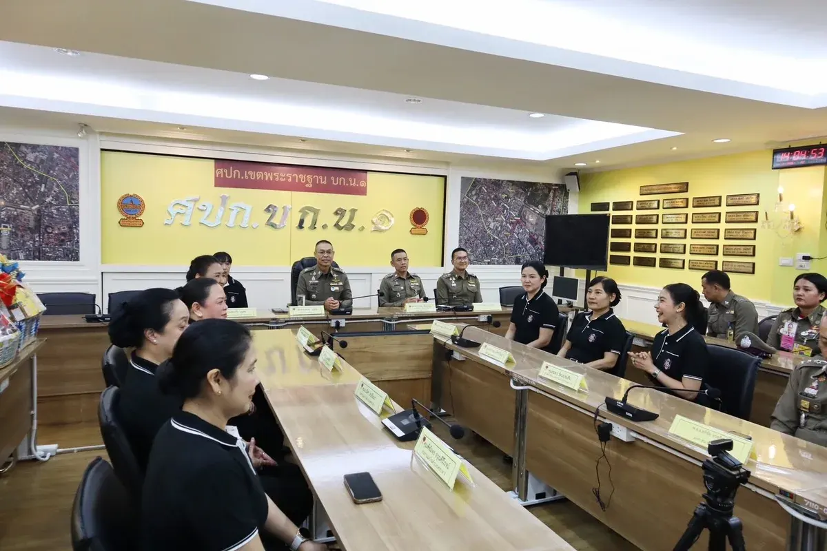 Police Chief Joins Women's Police Club President to Inspect 'Police Family Care' Welfare Program