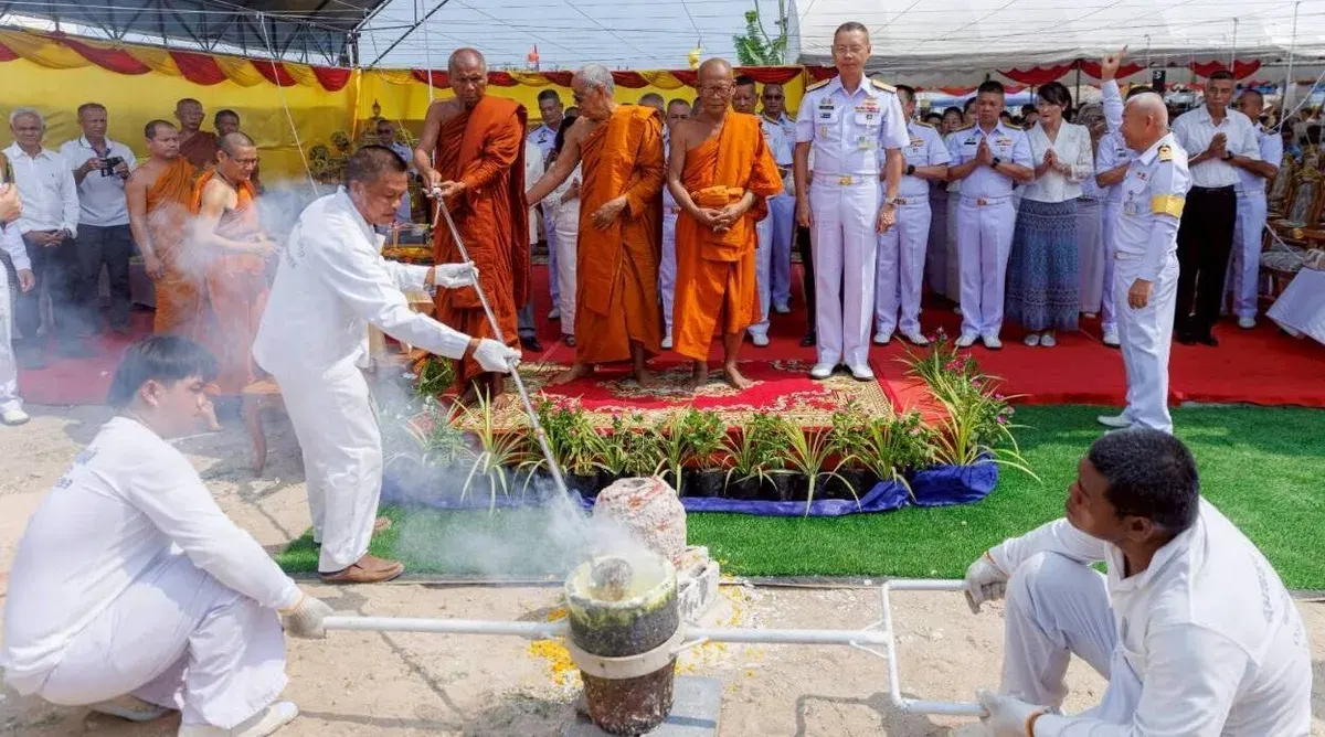 Devotion Overflows as Buddhists Join in Casting 6-Meter 'Walking Buddha' Statue