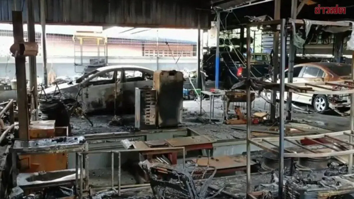Couple Dies in Bathroom as House Fire Spreads, 12 Vehicles Damaged
