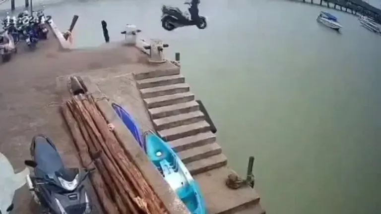 Motorbike Plunges Into Chalong Bay After Throttle Sticks