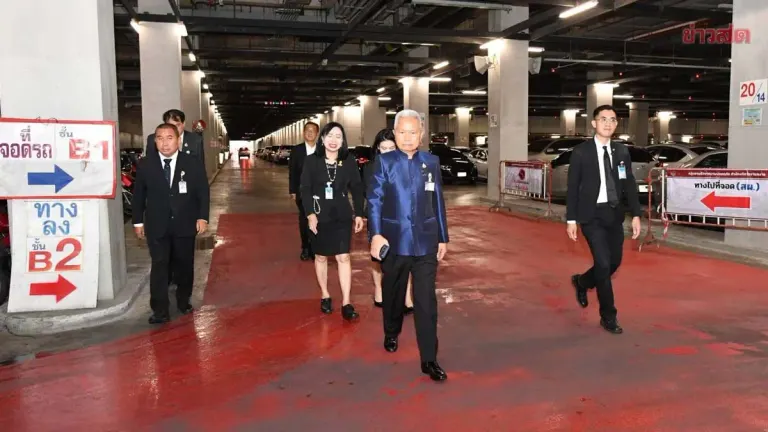 Not a Flood! Parliament Speaker Sopon Leads Inspection, Clarifies Standing Water and Floating Debris as Routine Cleaning Following Heavy Rainfall