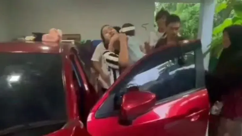 Baby rescued from locked car
