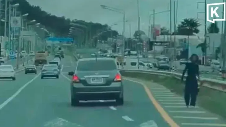 Man Throws Rocks at Cars on Phuket Bypass Road