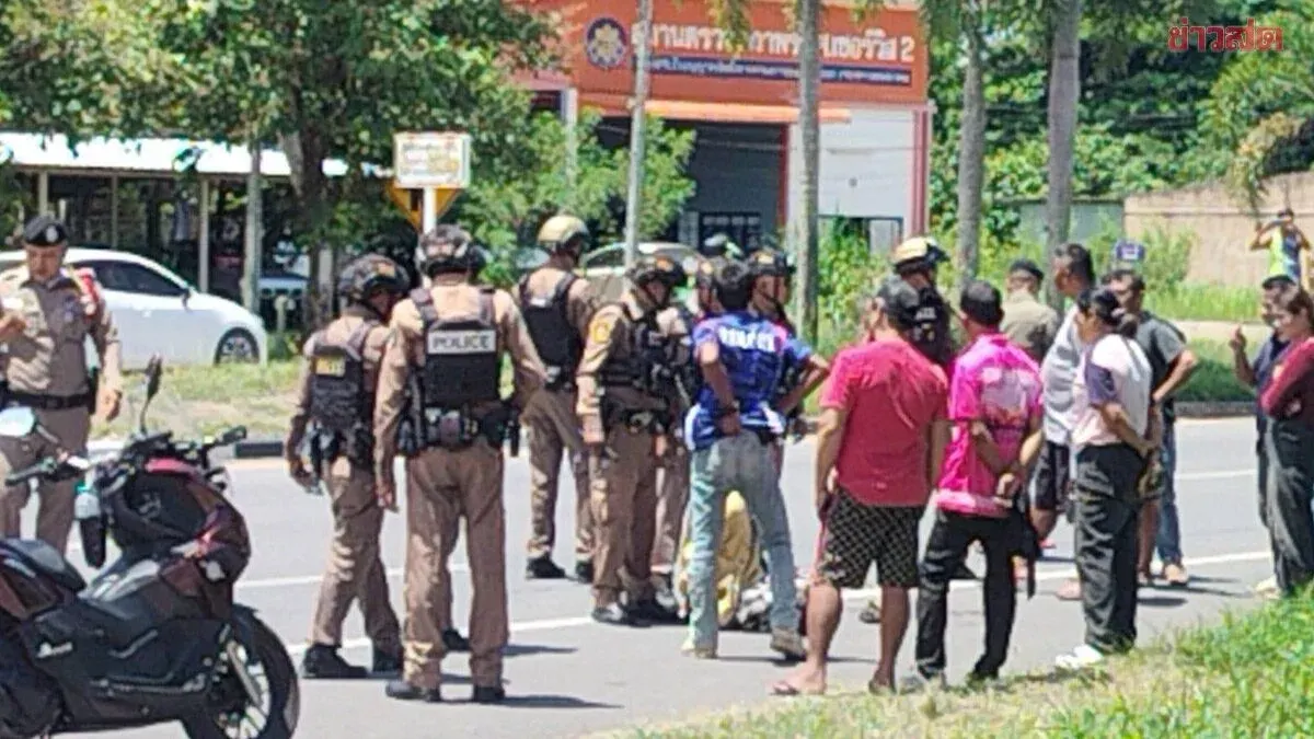 Man Attacks Officer During Arrest After Prowling Cars in Phatthalung
