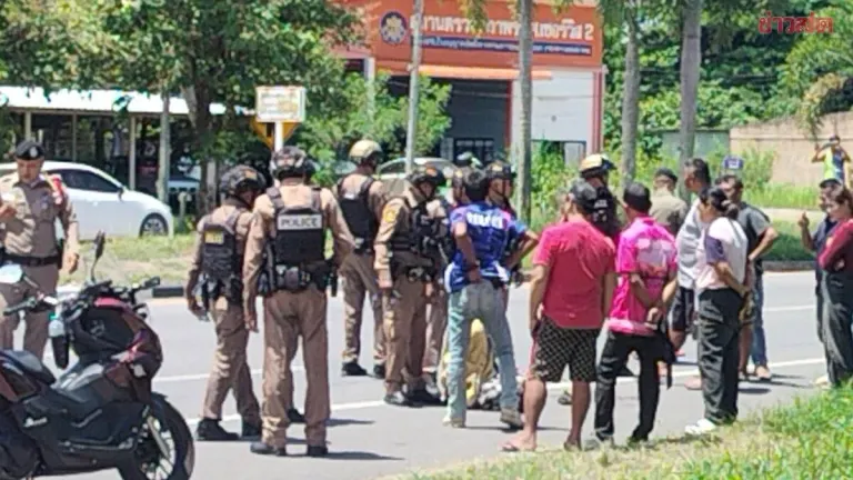 Man Attacks Officer During Arrest After Prowling Cars in Phatthalung