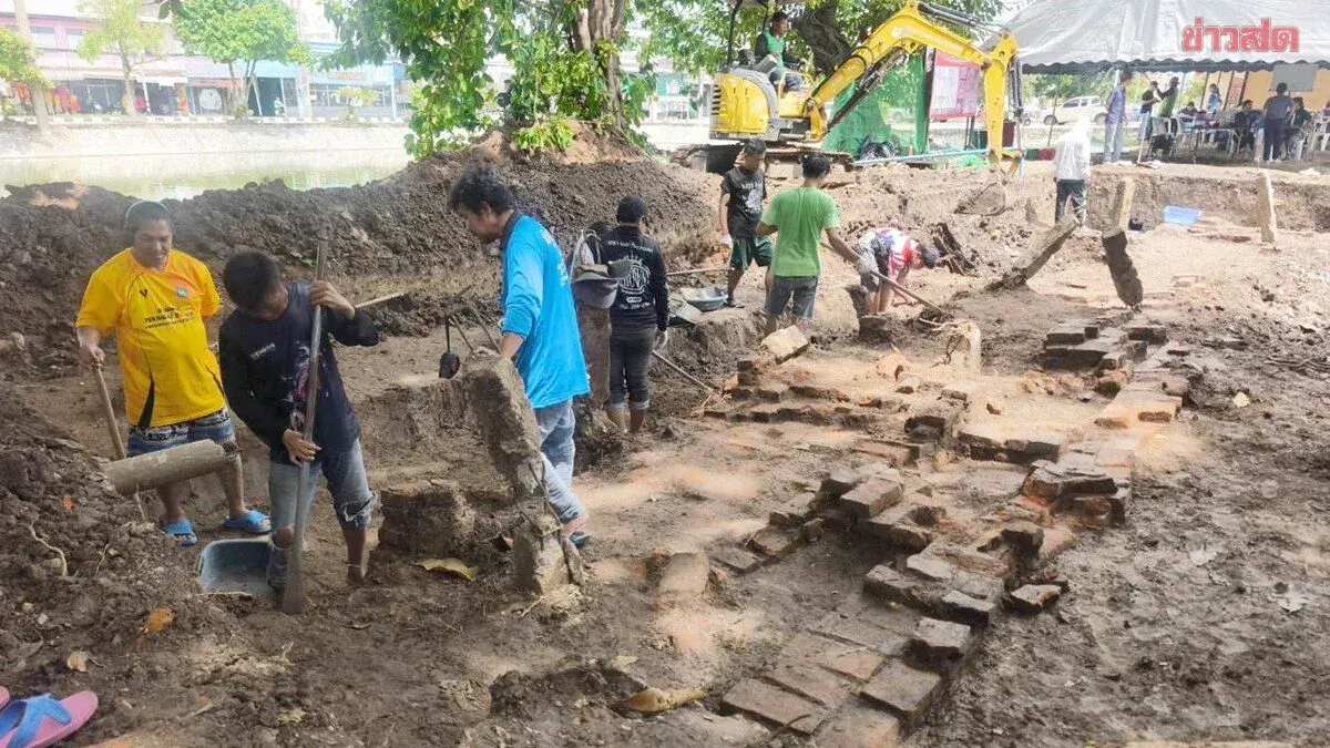 Nakhon Ratchasima Unearths More Ancient City Wall Remains
