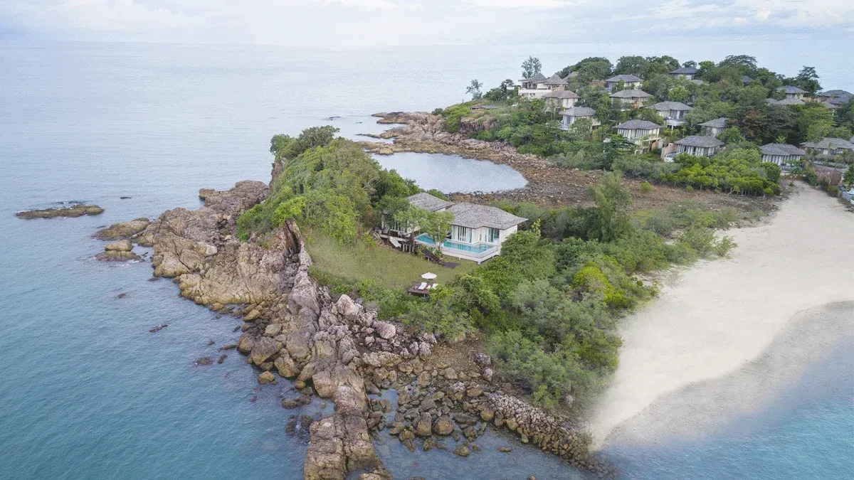 Capfahn Koh Samui Climbs to Thailand's No. 2 Beach Resort