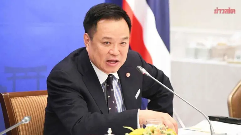 PM Vows Cabinet Has No Ties to Illegal Business
