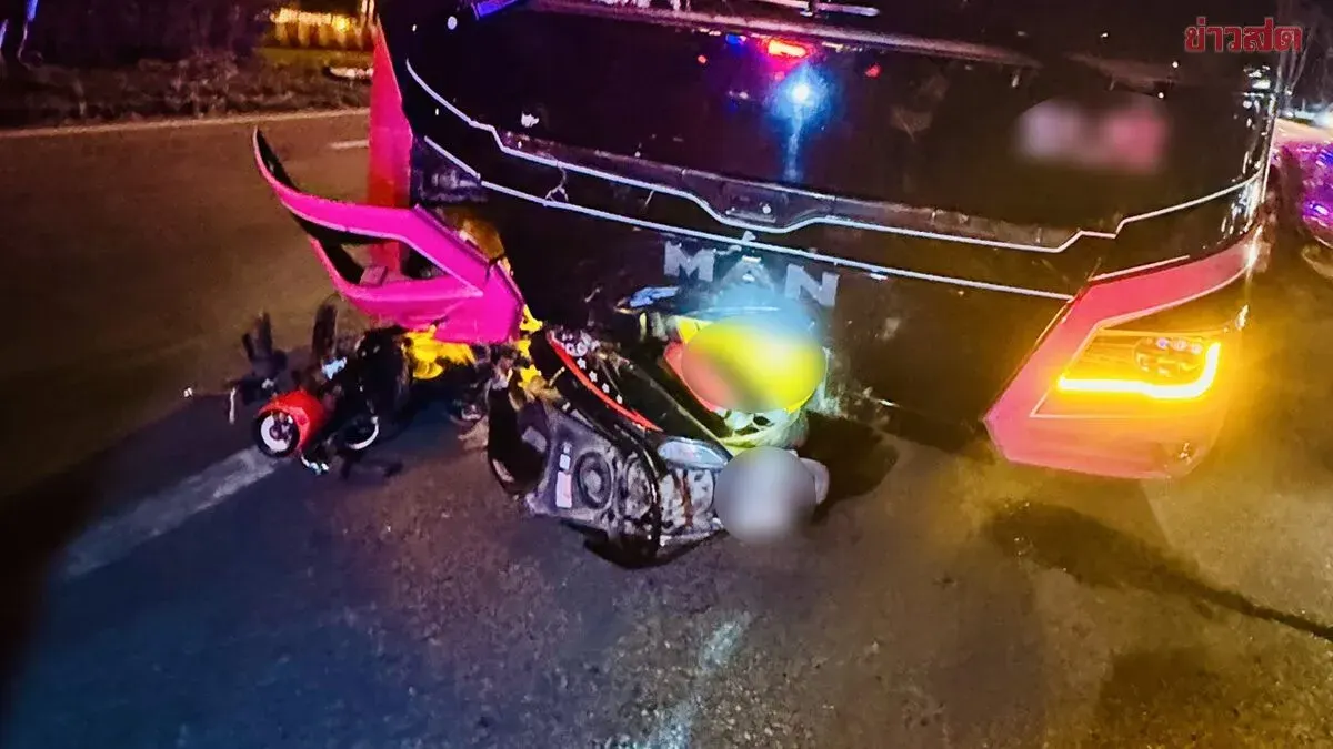 Tour Bus Runs Red Light, Crashes into Motorcycle at High Speed; Driver Thrown Against Windshield and Dies