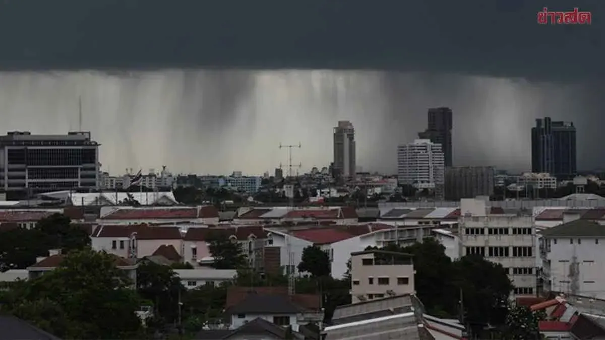 Meteorological Department Warns of Southwest Monsoon Battering Thailand with Heavy Rainfall; Flash Floods and Landslides Expected