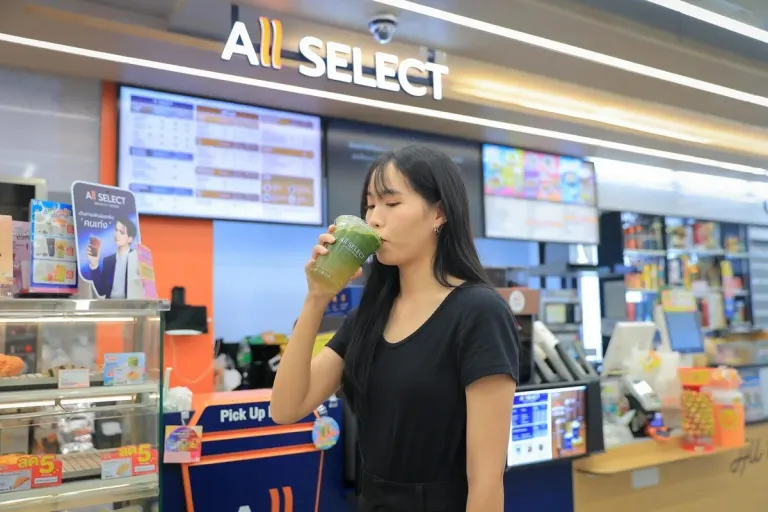 7-Eleven Urges Thais to Protect Planet by Refusing Plastic Straws