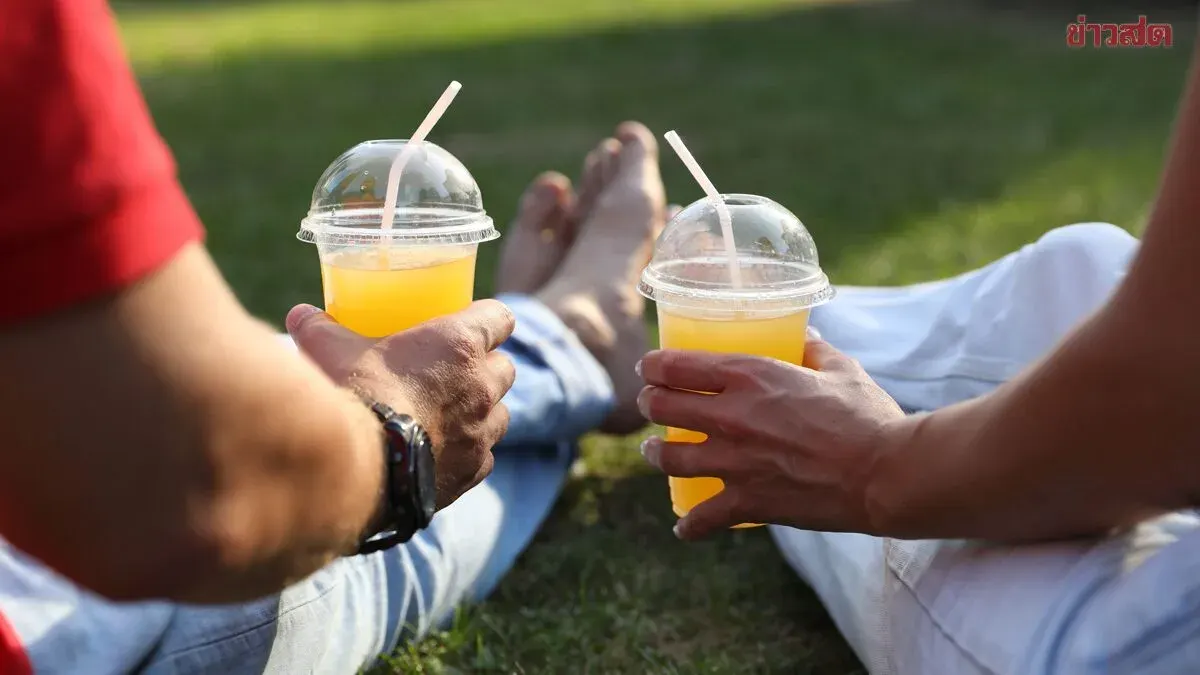 Summer Crisis: Kidney Stone Cases Surge; Doctors Warn Office Workers Are Primary Risk Group