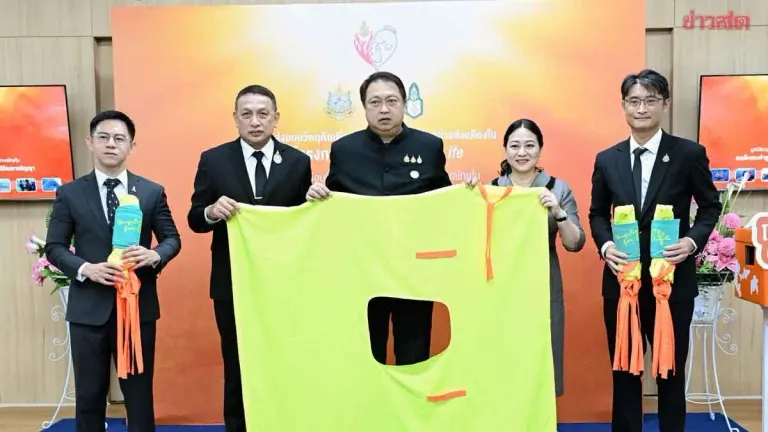 Thailand Turns Ocean Waste Into Patient Care Textiles