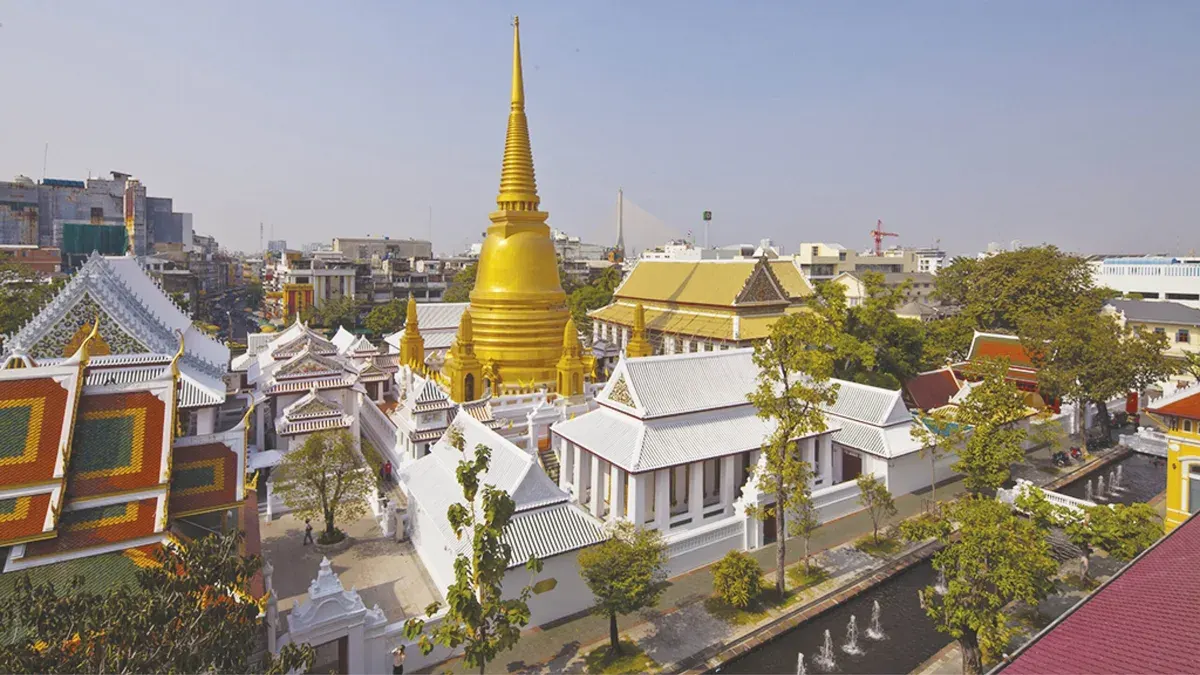 Wat Bowonniwet: Historic Royal Temple Near Khao San Road