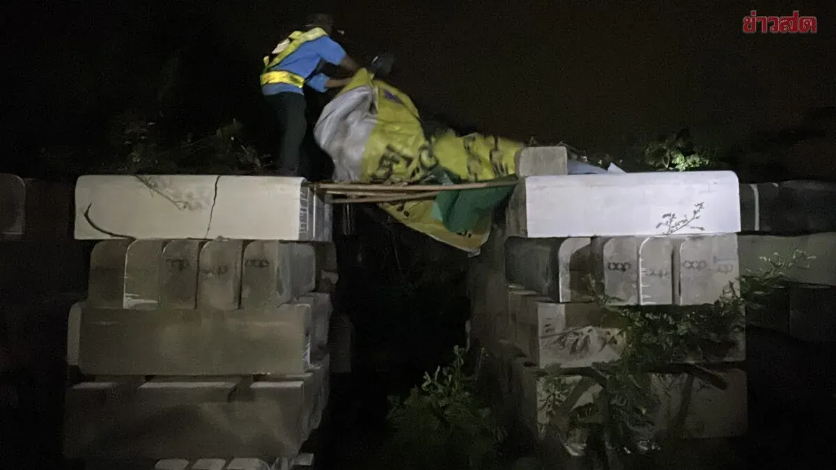 Officials Clear Illegal Hideout at Rural Highway Barrier Site