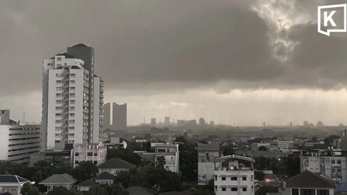 Heavy Rain Warning for 21 Provinces as Monsoon Strengthens