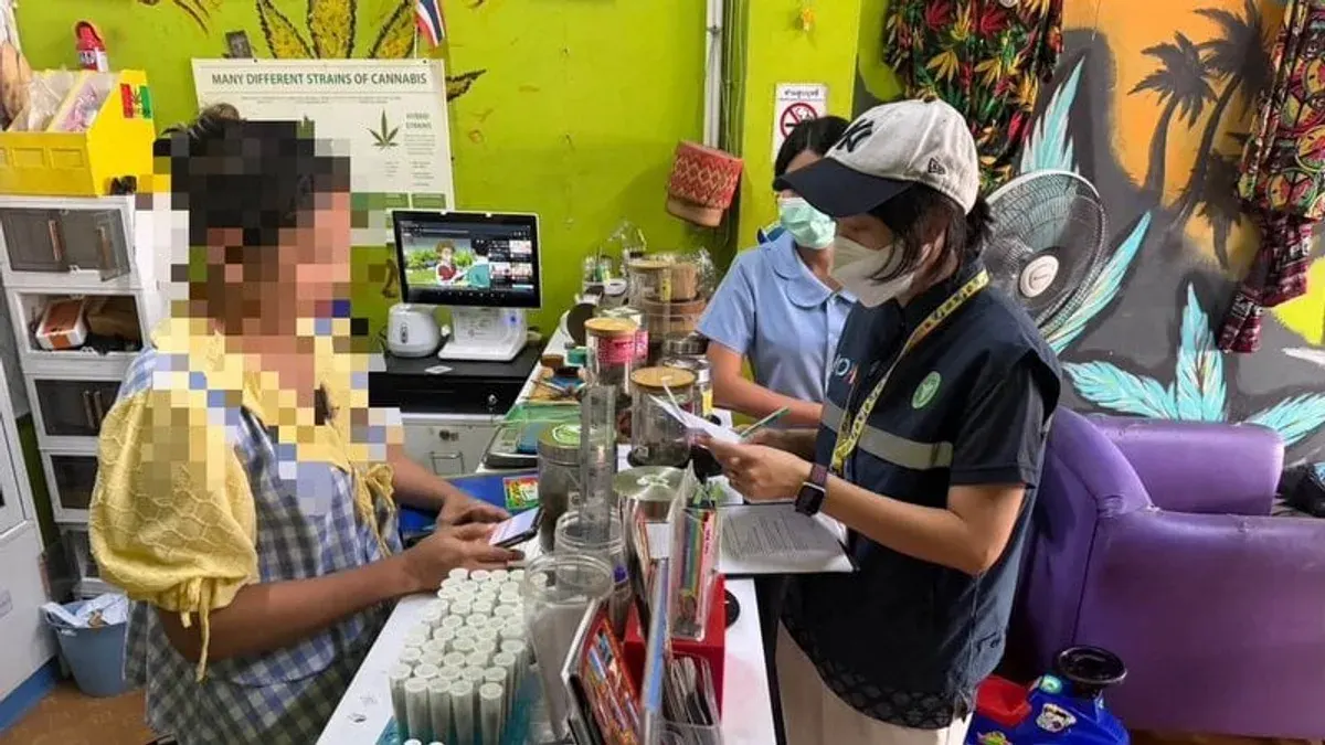 Phuket Revokes Two Cannabis Shop Licences