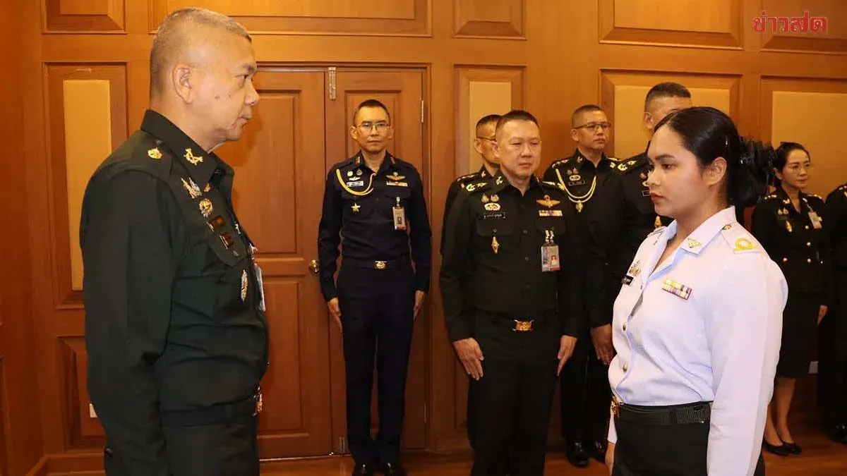 Olympic Medalist Weightlifter Joins Thai Military Service