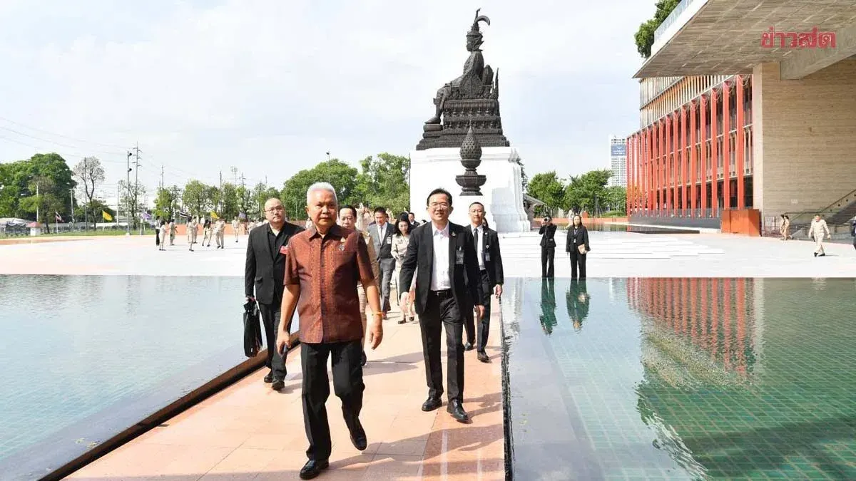 Sophon Orders Parliamentary Complex Overhaul to Transform Sala Kaew and Rama VII Plaza into New Green Lung of Bangkok