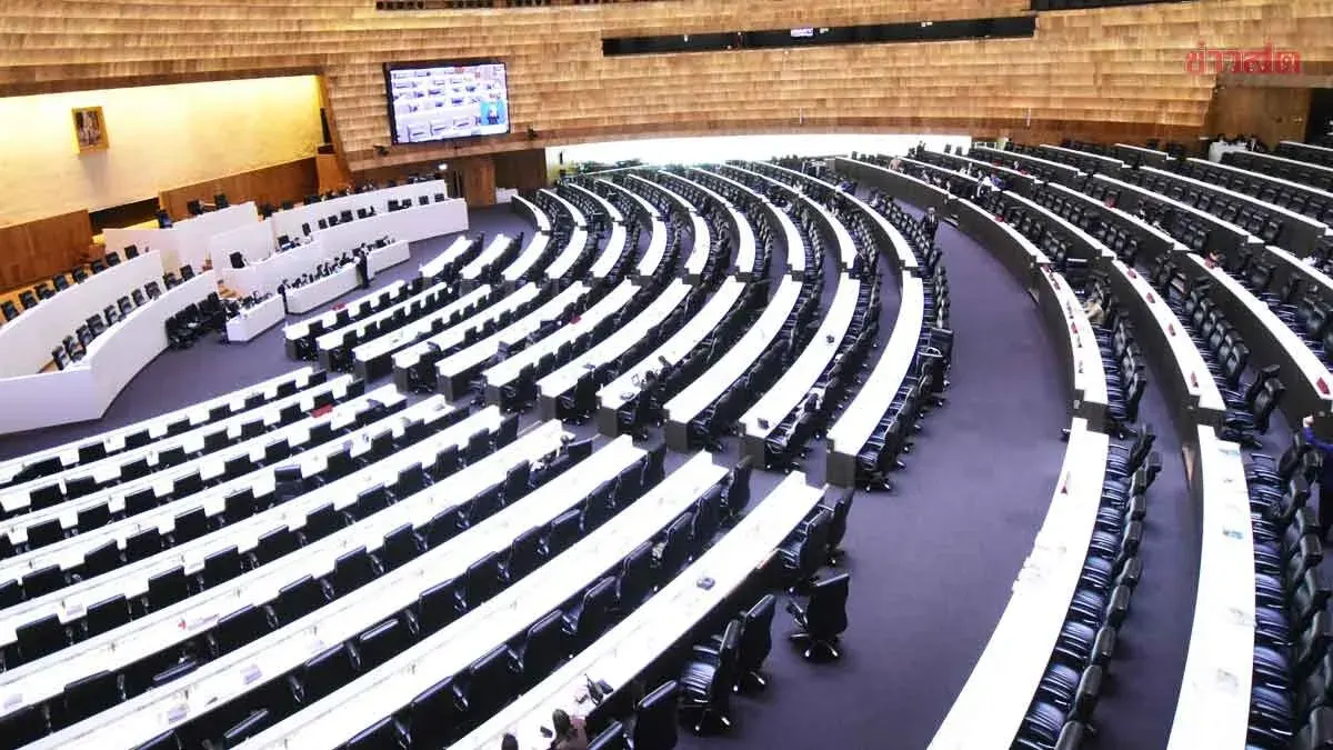 Parliament Approves Bankruptcy Bill Protecting State Employee Status