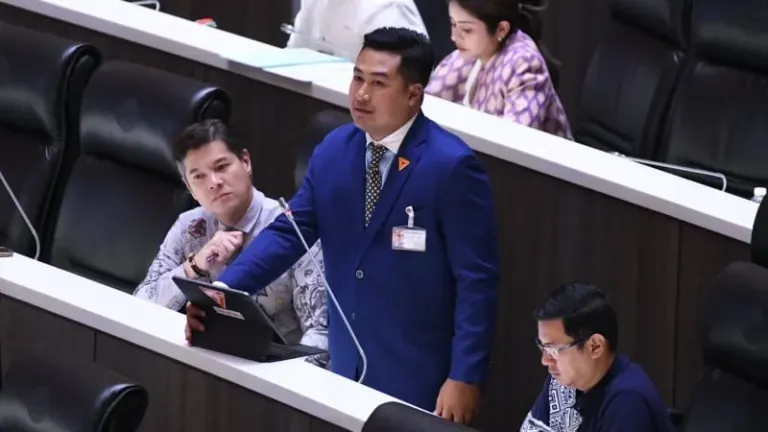 Phuket MP urges Parliament to end visa-free entry