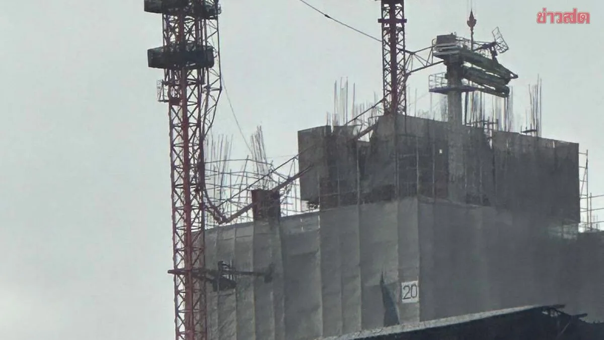 Crane Boom Dismantled After Storm Damage in Bangkok