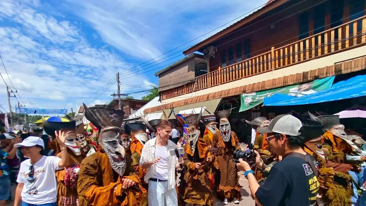 Thai Public Fund Backs Show Pow Cultural Series for International Influencers