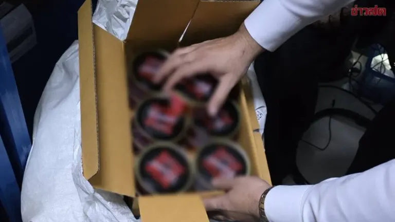 Cunning Chinese Operators Secretly Produce Counterfeit Car Polish Under Thai Brand, Sold on Online Platforms