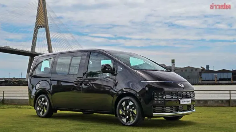 Hyundai Launches Thailand's First Hybrid 11-Seat MPV