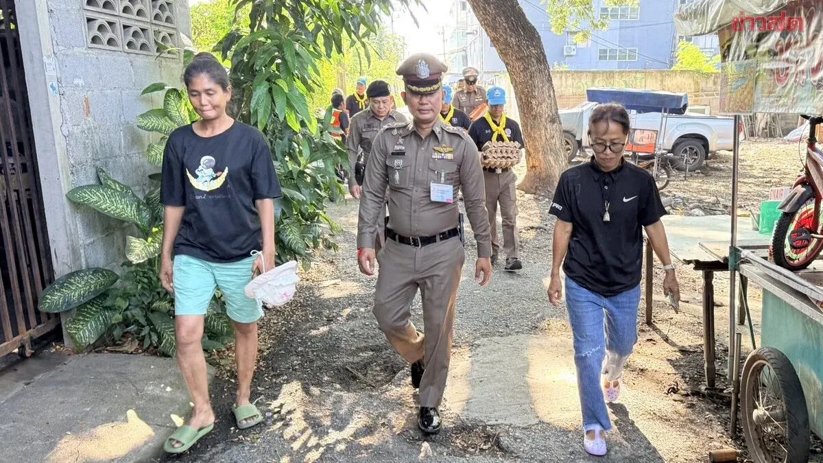 Bang Khen Police Aid Flood‑Hit Bedridden Patients