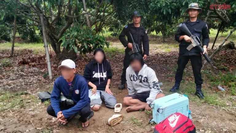 Two Online Gambling Admins Arrested Sneaking Back Into Thailand