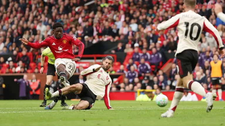 Manchester United Beats Liverpool 3-2 at Home; Secures UEFA Champions League Spot Next Season