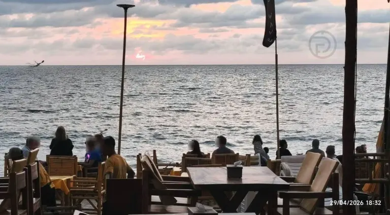 Authorities Reclaim Encroached Land at Bang Tao Beach