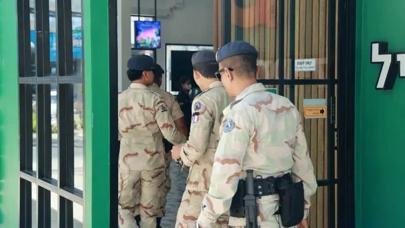 Phuket Officials Inspect Patong Chabad House