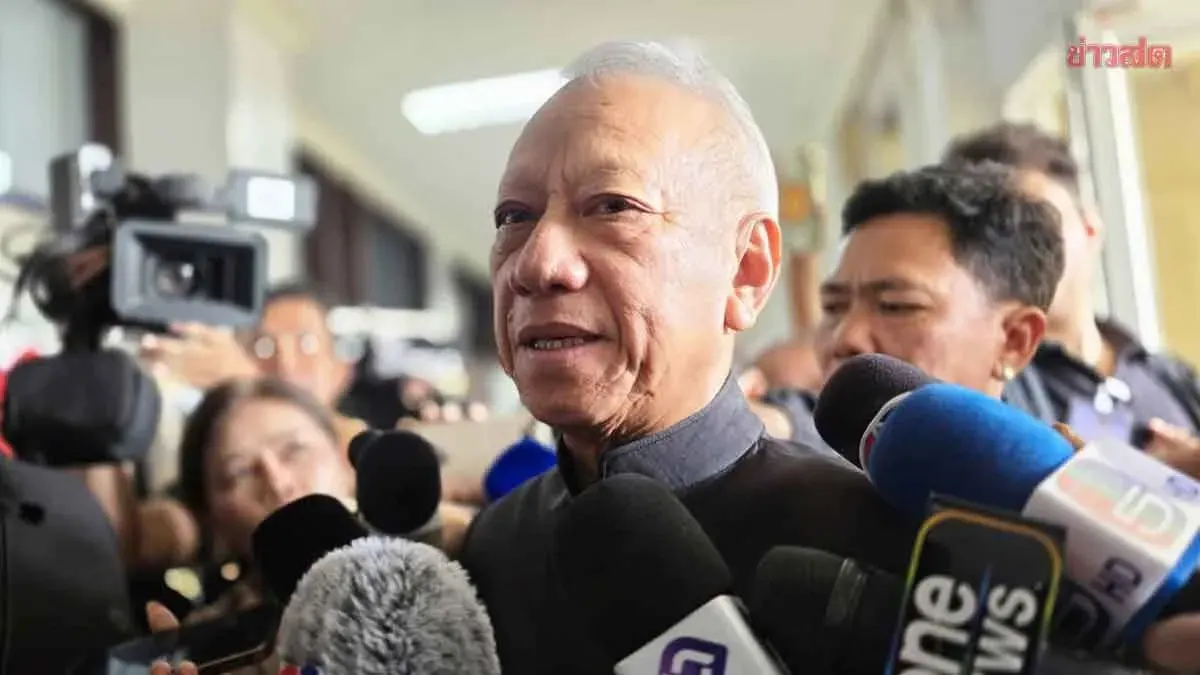 Pipat Cancels Southern Visit, Hands Landbridge Study to Ek Niti; Confident Project Won't Stall Like Thai Canal