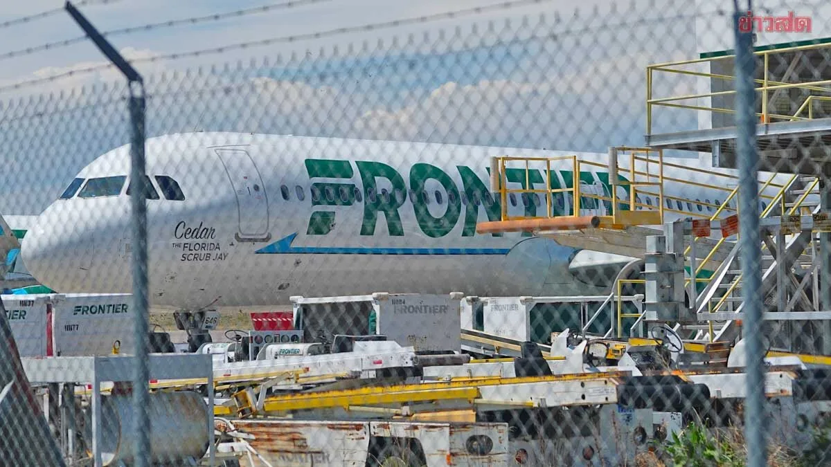 Frontier Airlines Flight: Man Breaches Security, Climbs Fence onto Runway and Dies