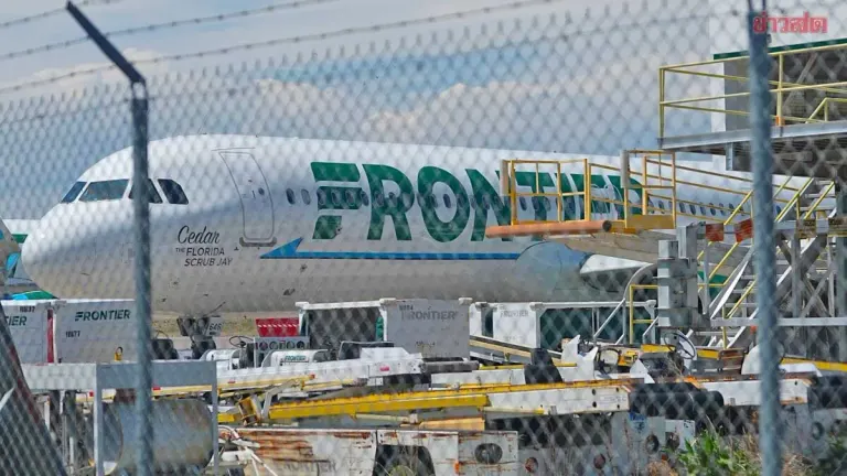 Frontier Airlines Flight: Man Breaches Security, Climbs Fence onto Runway and Dies