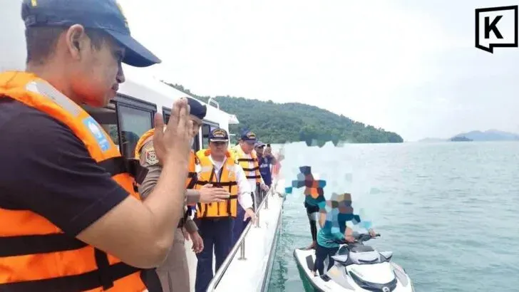 Phuket Seizes 23 Illegal Jet Skis, Fines Operators