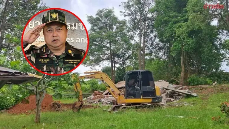Sixth Resort Owner Agrees to Demolish Illegal Structures in Thab Larn