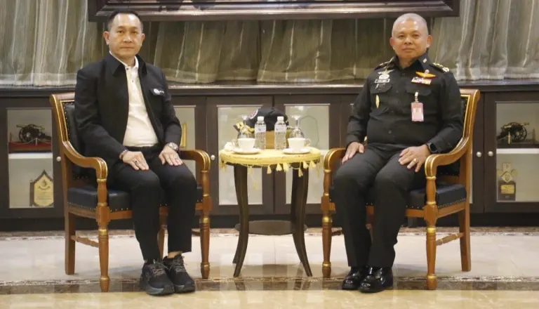 Lt. Gen. Thanathip Leads ISOC-Thai Veterans Foundation Delegation in Discussion with Region 3 Command to Accelerate Community Network Operations