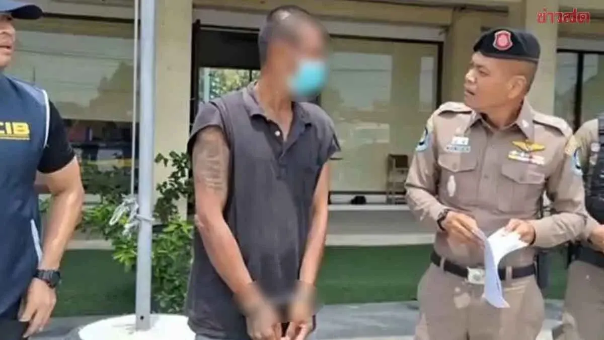 Man Arrested Moments After Prison Release on Fraud Warrant